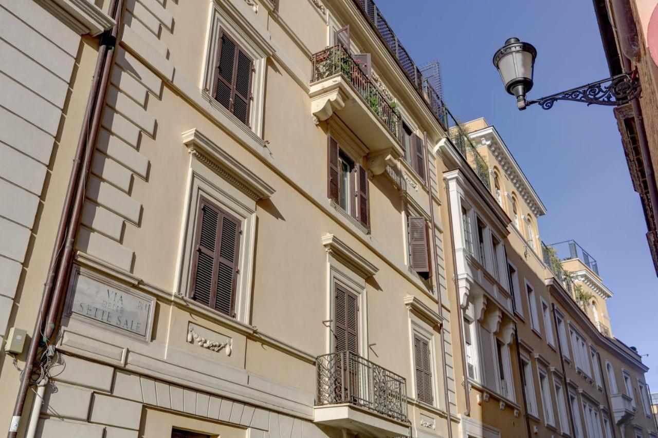 Colosseo Residenza Sette Sale Rome Exterior photo