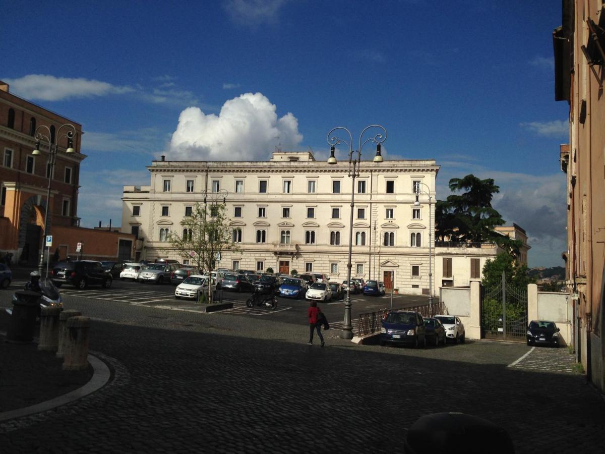 Colosseo Residenza Sette Sale Rome Exterior photo
